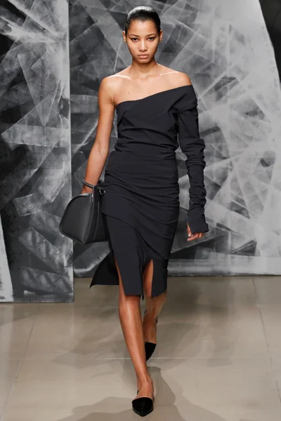 Look 12